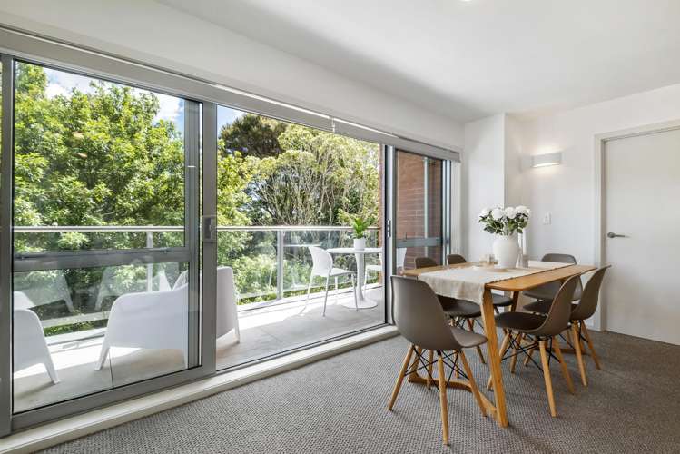 4 Wagener Place Mount Albert_6