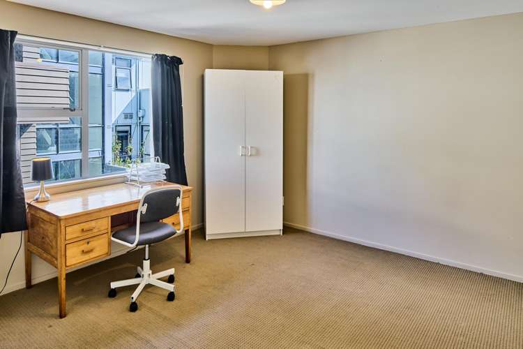 3/27 Drummond Street_4