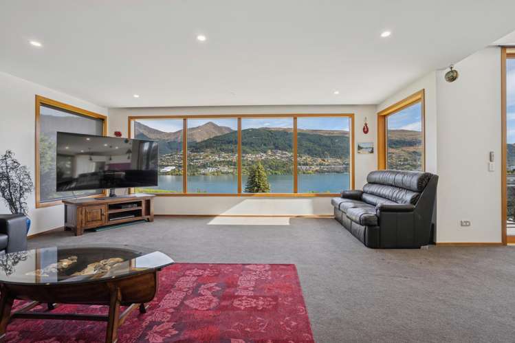 560 Peninsula Road Kelvin Heights_6