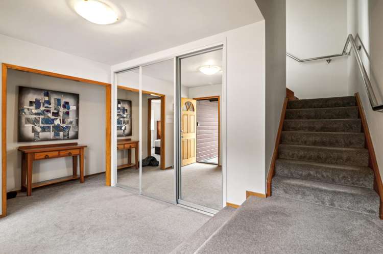 1/11 Krissell Place Acacia Bay_10