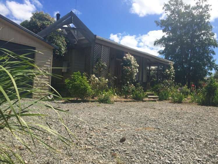 5691 West Coast Road Springfield_5