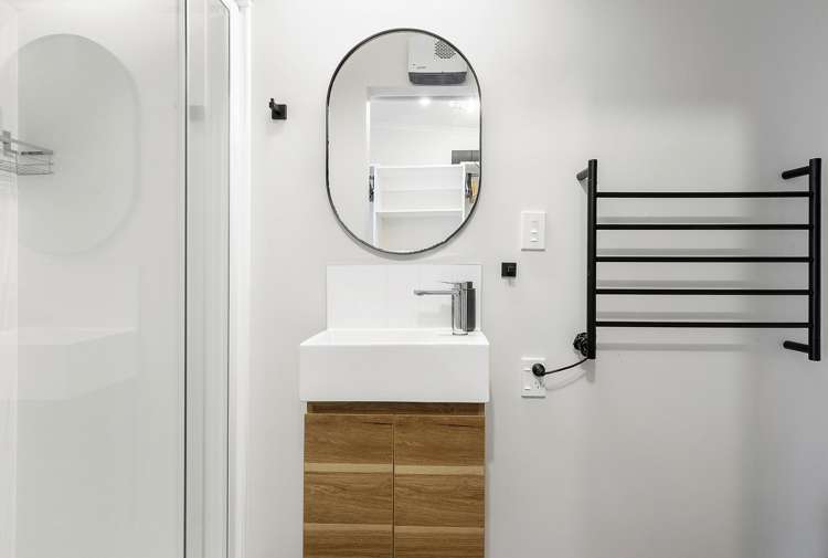 493 Karaka Bay Road Karaka Bays_22