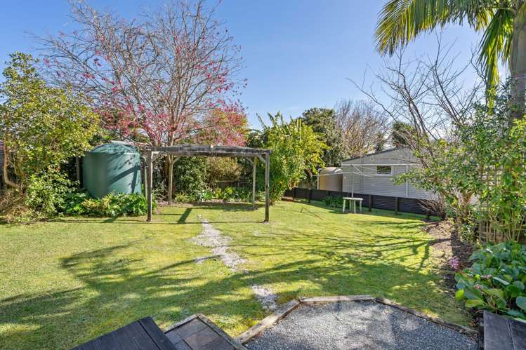 7 Montgomery Avenue Onerahi_16