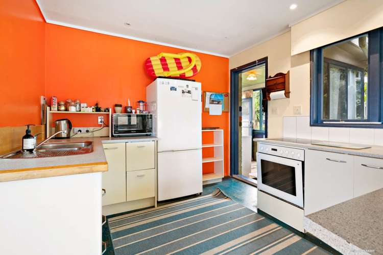 238 Maunsell Road Port Waikato_4