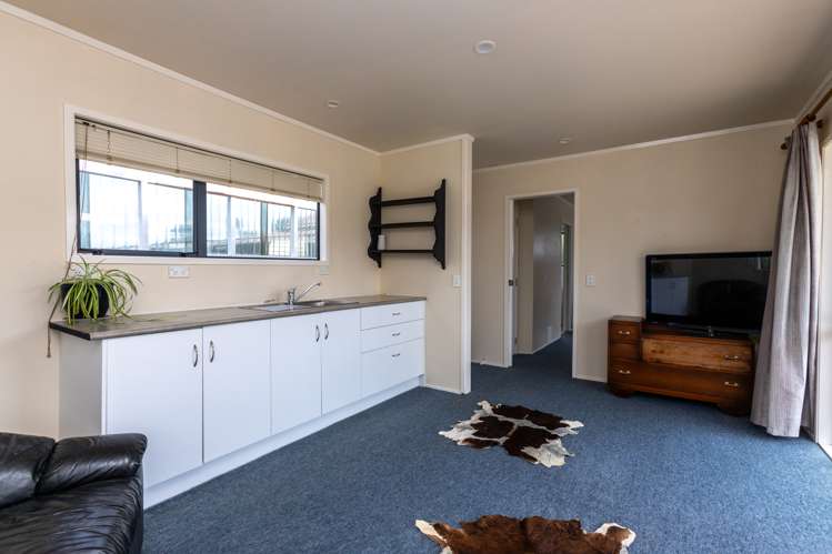 30 Te Aroha Road Paeroa_14