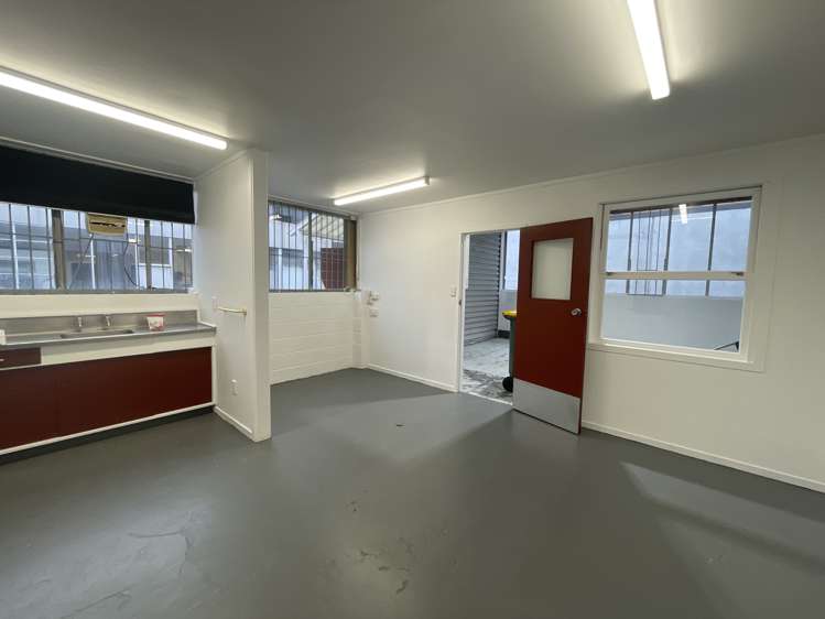 B/9 Spring Street Onehunga_7