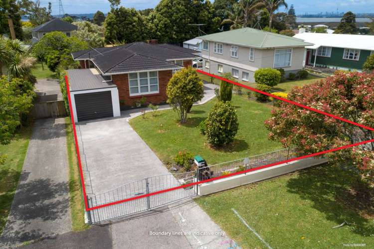 8 Covil Avenue Te Atatu South_12