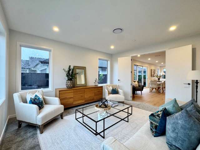 371 Te Taruna Drive Milldale_1