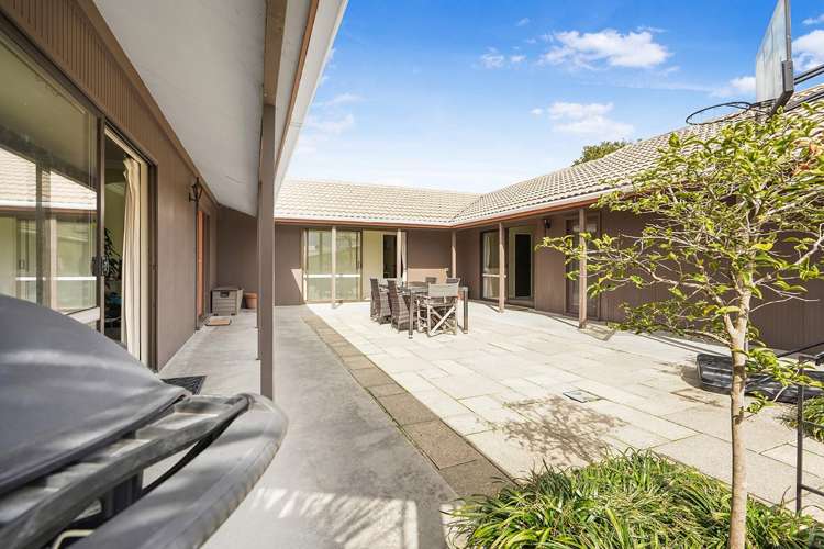 6 Mayfair Avenue Chartwell_6