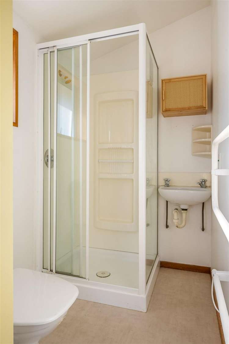 63 Kingston Street Albert Town_13