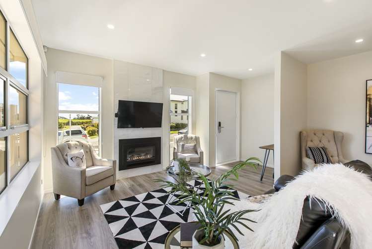 8 Atalanta Way Beachlands_3