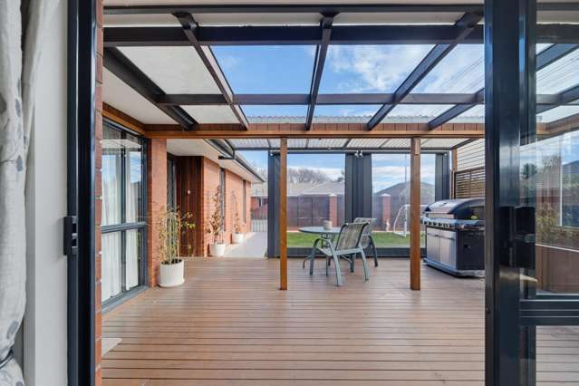 33 Peebles Drive Hei Hei_1