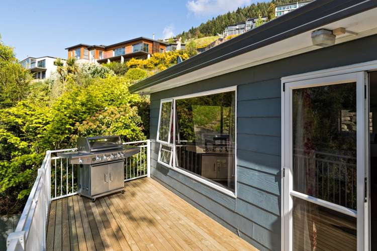 6 Andrews Road Queenstown_6