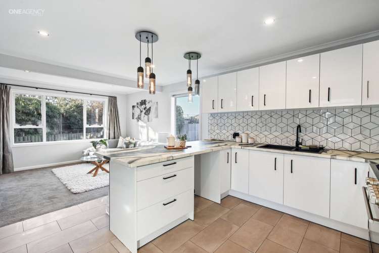 19 Vancouver Crescent Wainoni_7