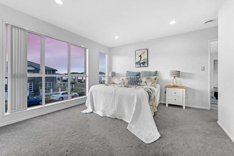 21 Horsefields Drive Flat Bush_26