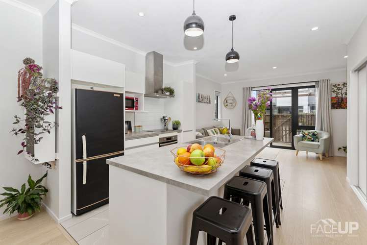 78 Squadron Drive Hobsonville_3