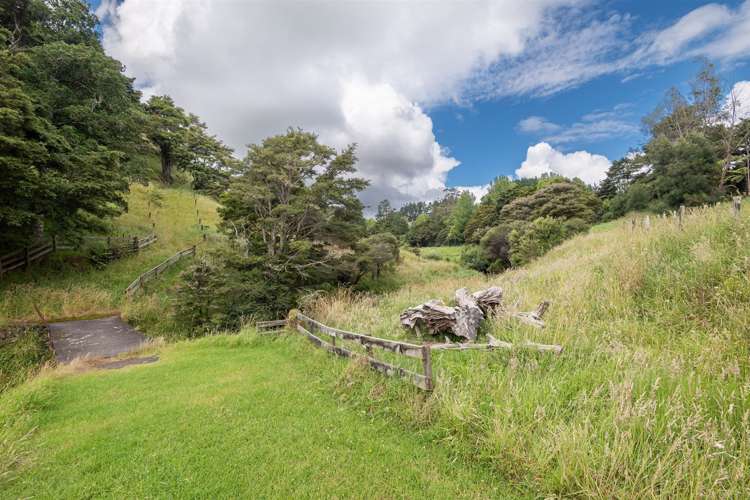 73 Haruru Road Tahekeroa_23