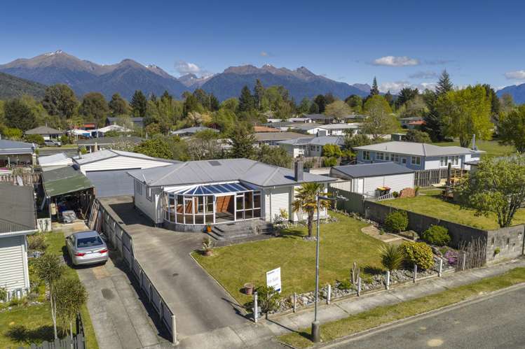 22 Freestone Place Manapouri_31