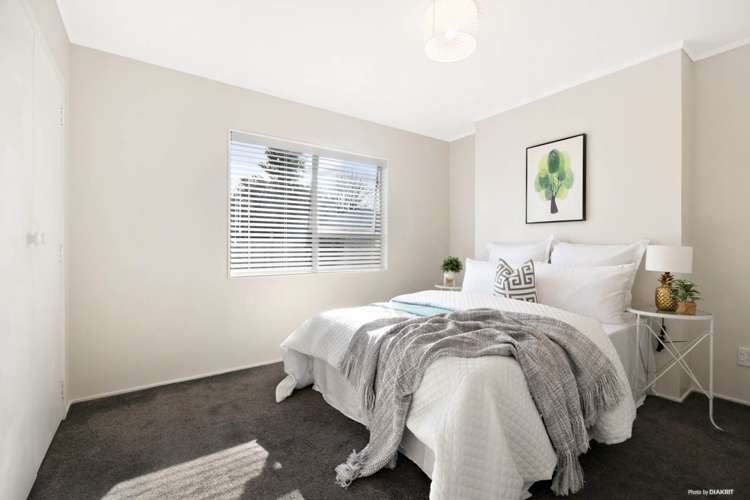 55 Moncrieff Avenue Clendon Park_10