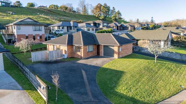 3 Bedroom Plus Office, Quiet Location
