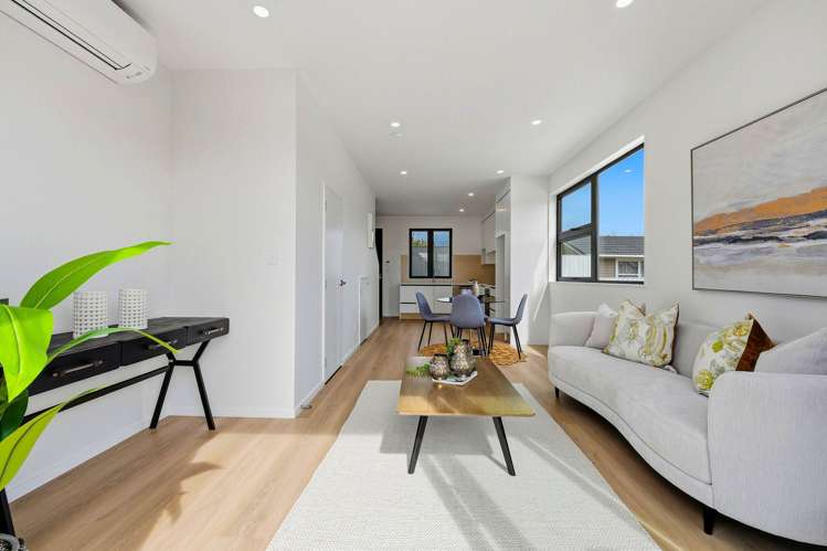 Lot 5/137 Moore Street Hillcrest_33