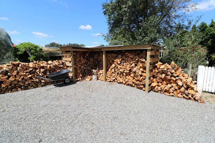 81 Lincoln Road Carterton_17