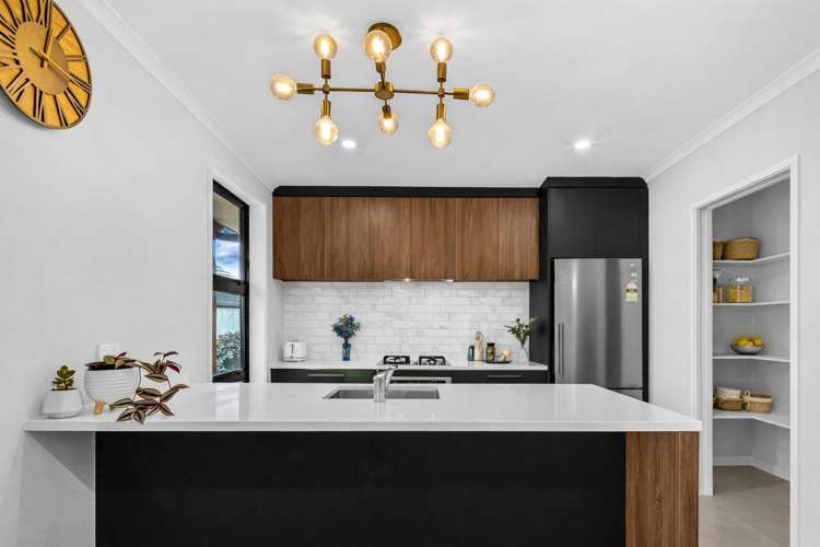 30 Waituarua Drive Takanini_3