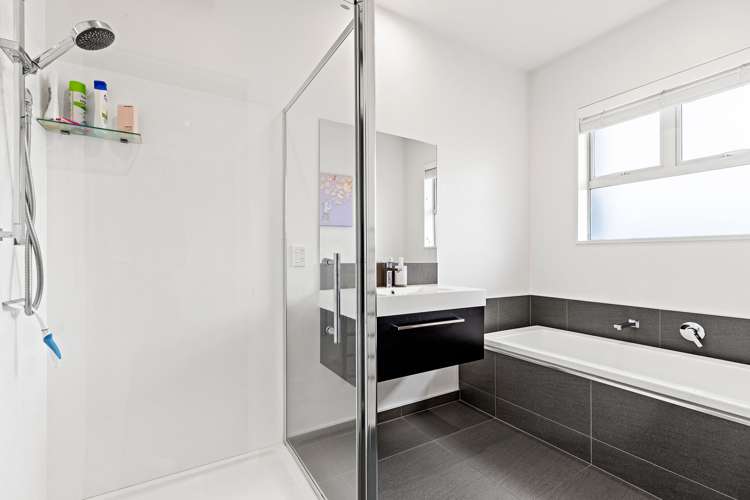 95 Office Road Merivale_16