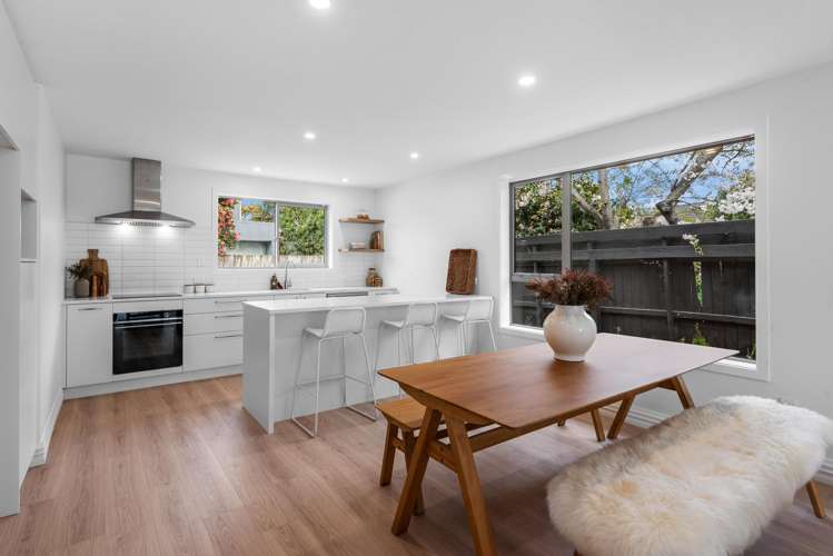 3/9 Stirling Street Merivale_1