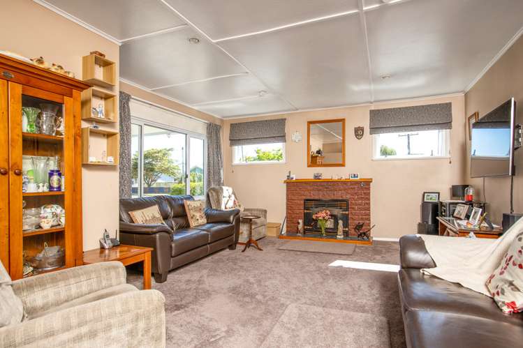 15 Vivian Street Solway_5