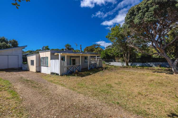 8 Manuka Road Oneroa_3