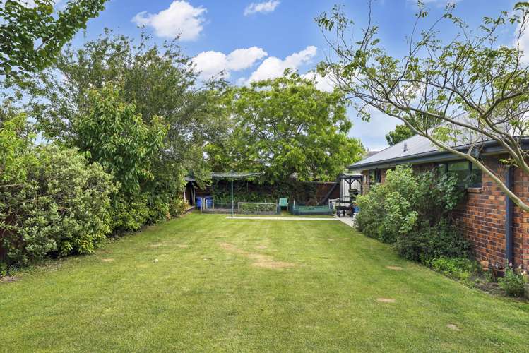 288 Southfield Drive Lincoln_24