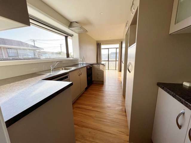 12 Esk Place Aranui_1