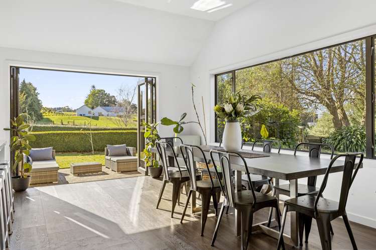 214 Mapara Road Acacia Bay_15