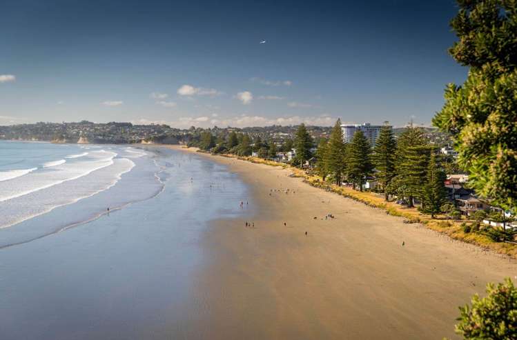 46 Celestial Crescent Orewa_14