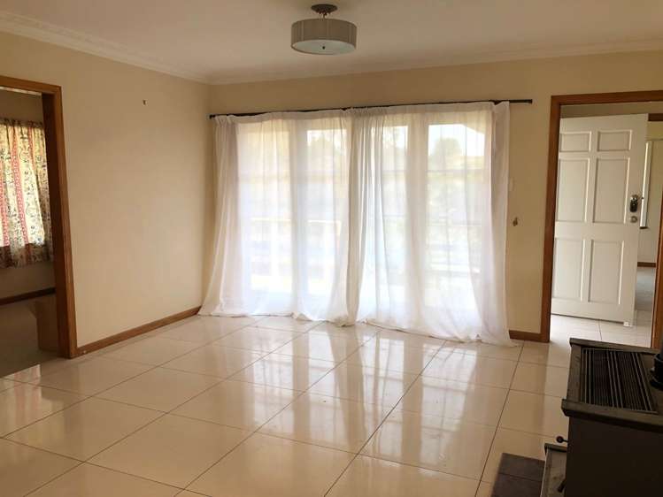 19 Angelo Avenue Howick_5