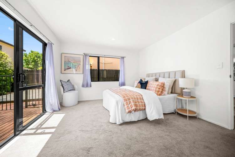 2/4 Harkin Close Albany_13