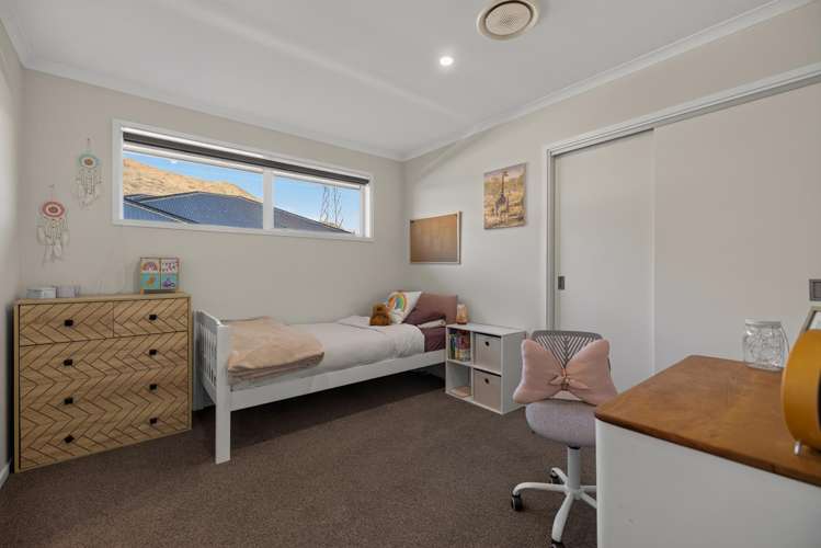 26 Woodstock Road Lower Shotover_12