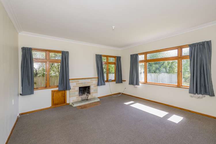 6 Queenwood Road Levin_1