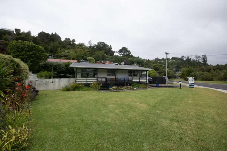 6 Gallagher Drive Tairua_17