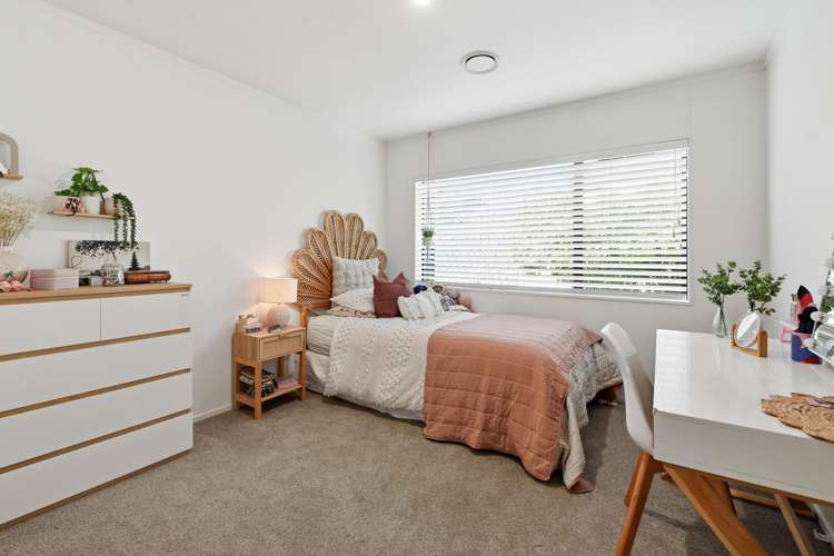 78 Iles Road Lynmore_16