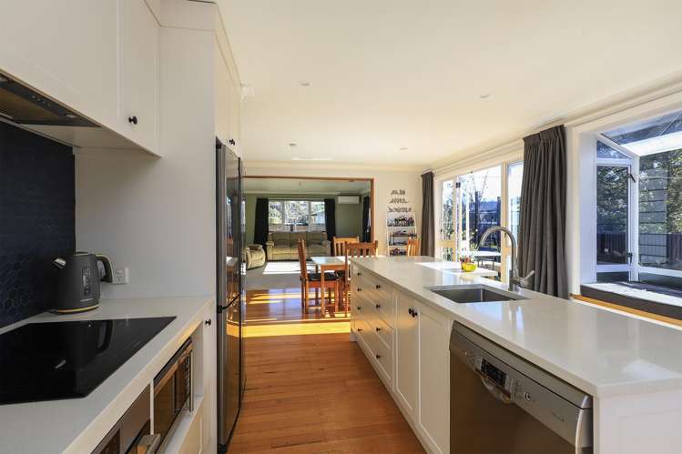 33 Neeve Road Taradale_2