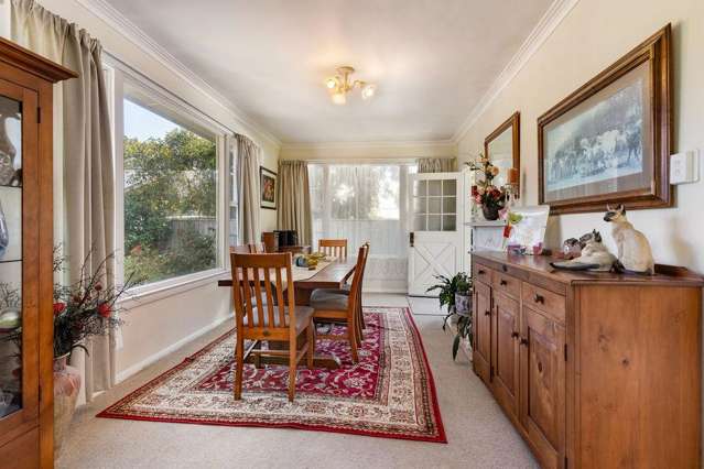 4 Armstrong Avenue Carterton_3