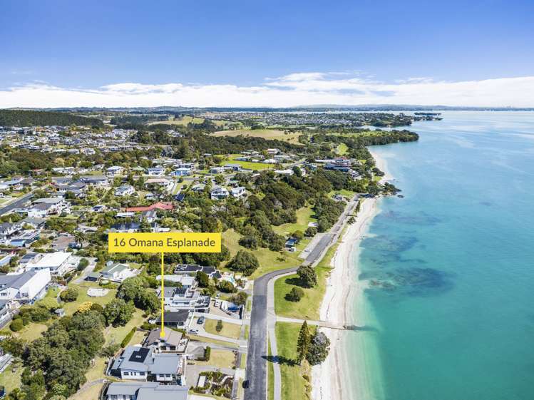 16 Omana Esplanade Maraetai_32