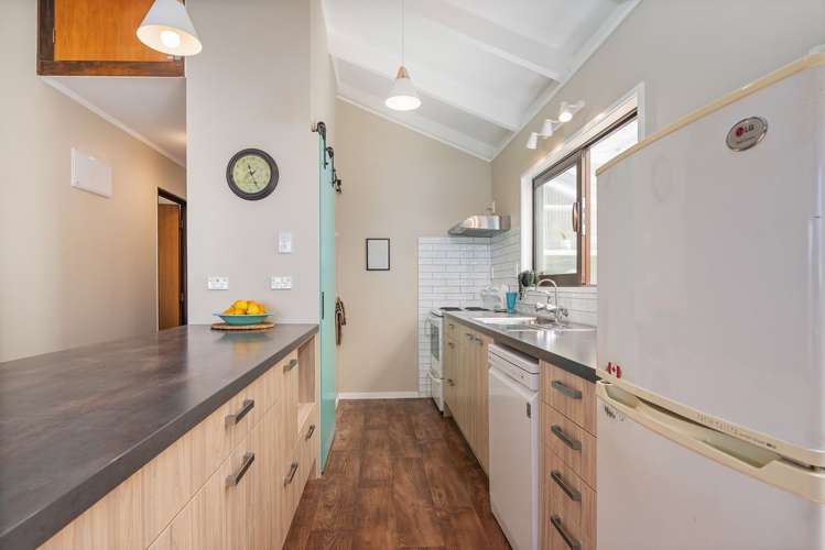 72 Ocean Beach Road Tairua_11