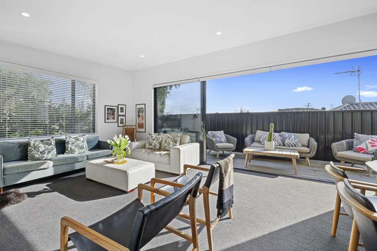 75a Pendarves Street New Plymouth Central_12