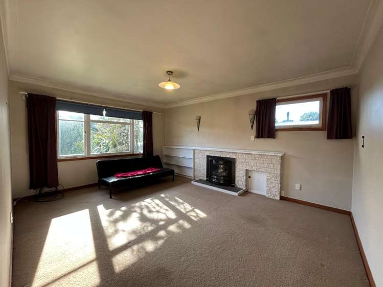 413 Collinge Road Mayfair_4