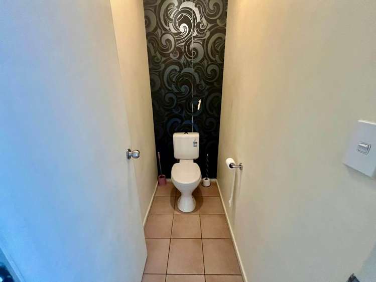 202f Massey Road Mangere East_8