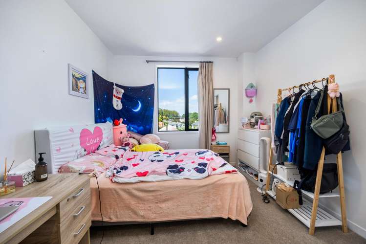 209/1 Kimiora Street Three Kings_7