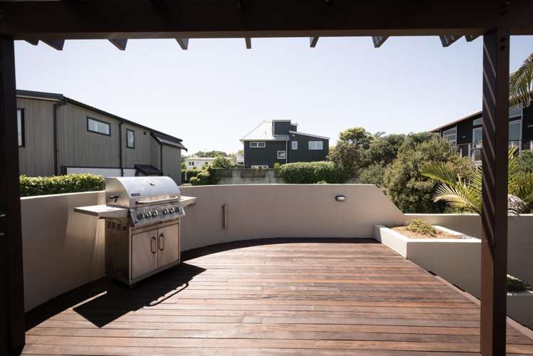 145 Oceanview Road Mt Maunganui_36